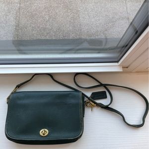 Vintage Coach Bottle Green “Penny” Convertible Bag